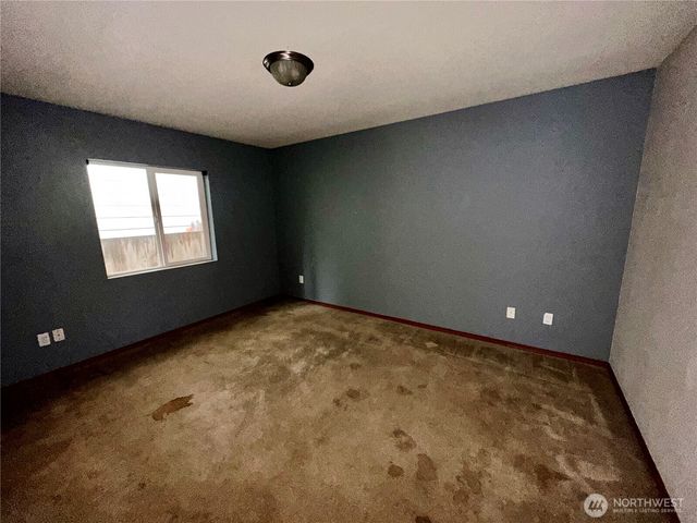 2022 201st Street E, Spanaway, WA 98387