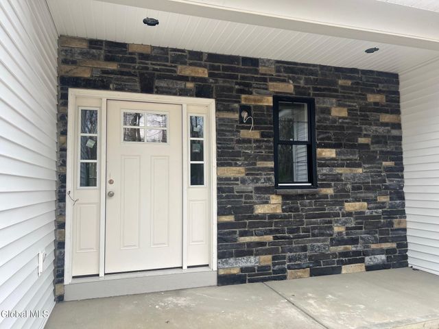 82 Van Patten Drive, Clifton Park, NY 12065
