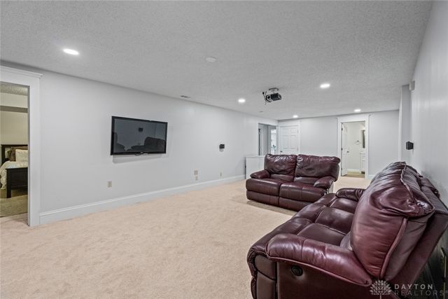 1144 Rockwell Drive, Xenia, OH 45385