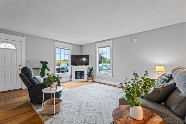 1144 Rockwell Drive, Xenia, OH 45385