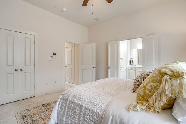 8718 Mangham Street, North Richland Hills, TX 76180