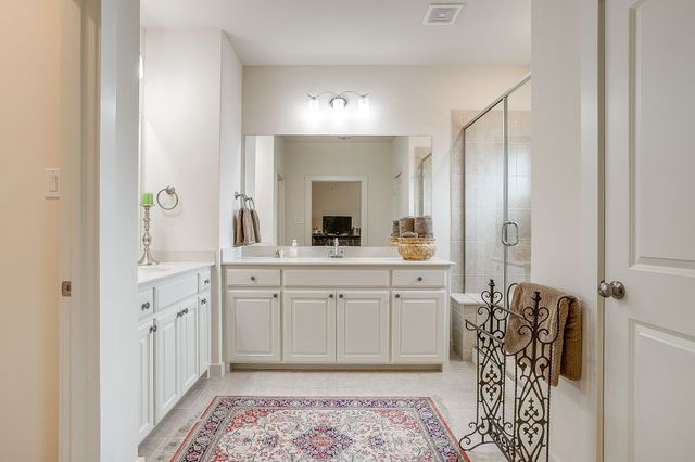 8718 Mangham Street, North Richland Hills, TX 76180