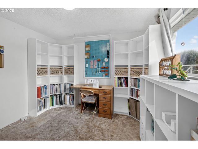 5963 SHAW Hwy, Aumsville, OR 97325