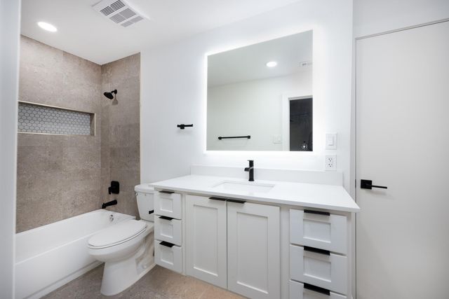 4048 Allencrest Lane, Dallas, TX 75244