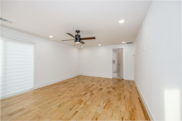 4048 Allencrest Lane, Dallas, TX 75244