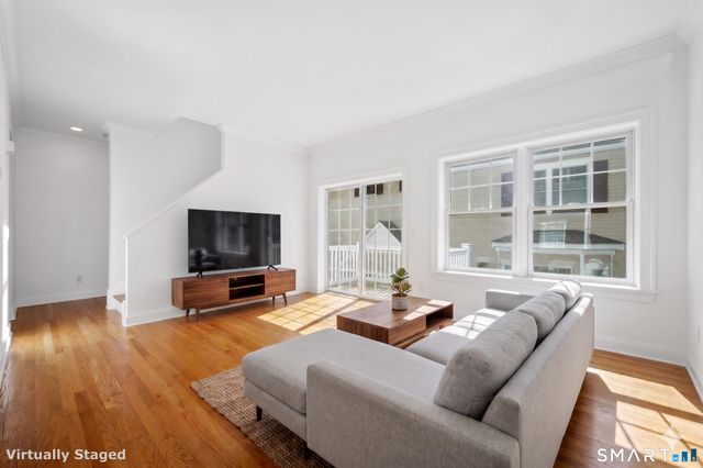 160 Glenbrook Road 2B, Stamford, CT 06902
