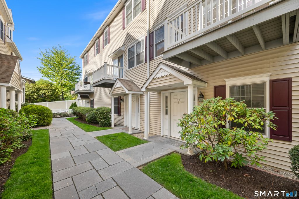 160 Glenbrook Road 2B, Stamford, CT 06902