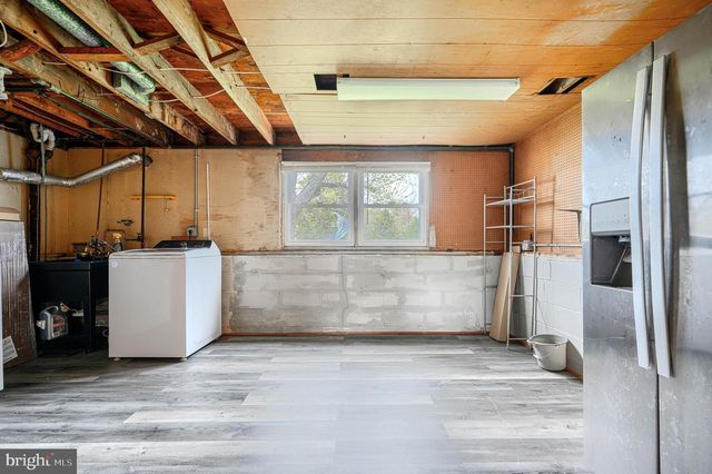 1405 INGLESIDE AVE, Baltimore, MD 21207