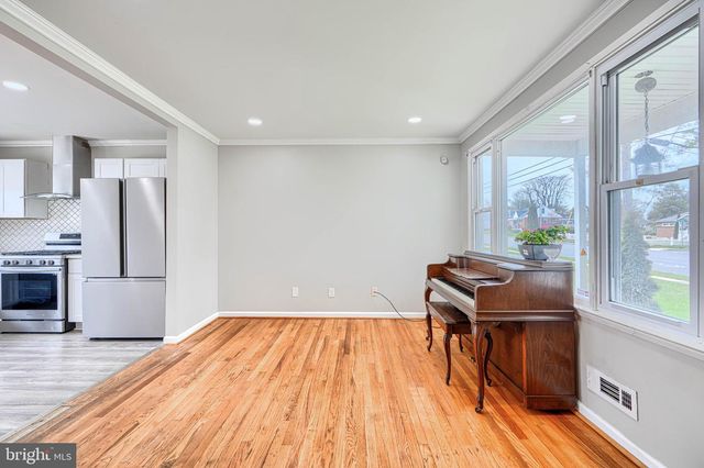 1405 INGLESIDE AVE, Baltimore, MD 21207