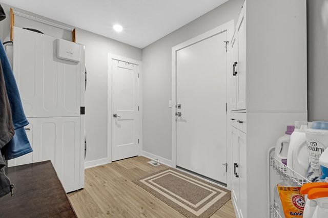 11411 Latham Lane, Chisago City, MN 55013