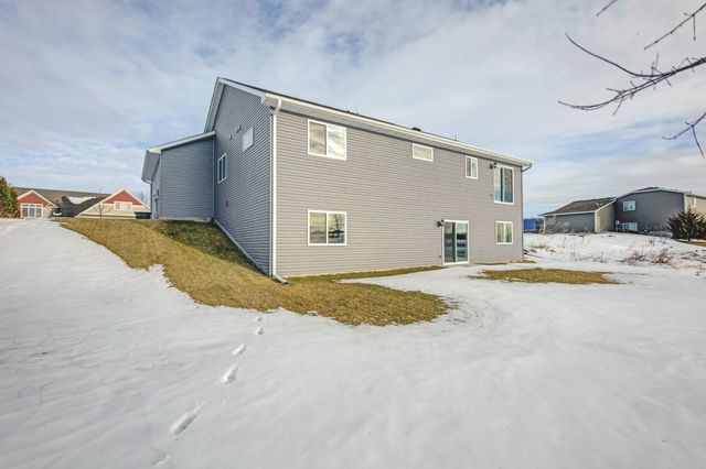 11411 Latham Lane, Chisago City, MN 55013