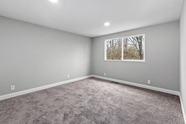 1141 W 300 N, La Porte, IN 46350