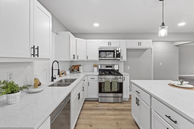 1141 W 300 N, La Porte, IN 46350