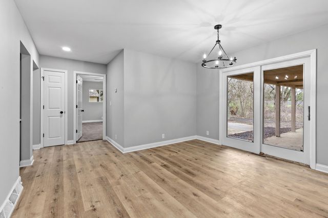 1141 W 300 N, La Porte, IN 46350