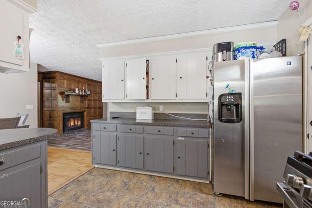 110 Crestmont Drive, Calhoun, GA 30701