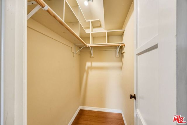 15217 Hartsook Street, Sherman Oaks, CA 91403