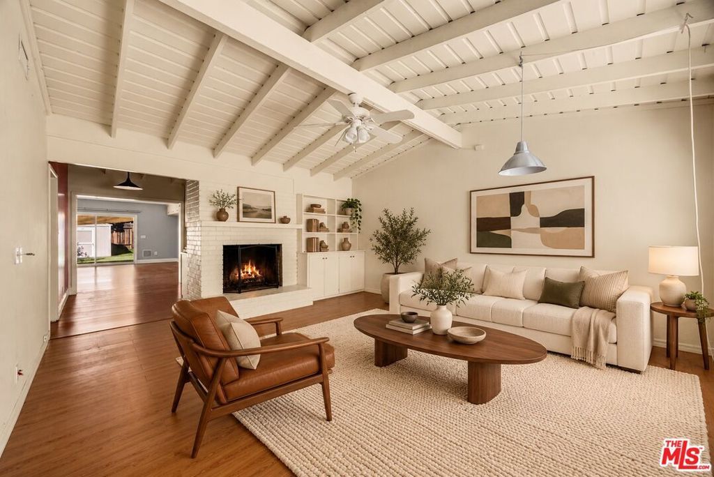 15217 Hartsook Street, Sherman Oaks, CA 91403 — photo 4