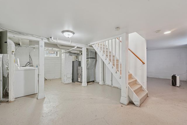 1008 Lowry Avenue N, Minneapolis, MN 55411