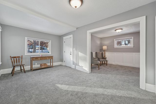 1008 Lowry Avenue N, Minneapolis, MN 55411