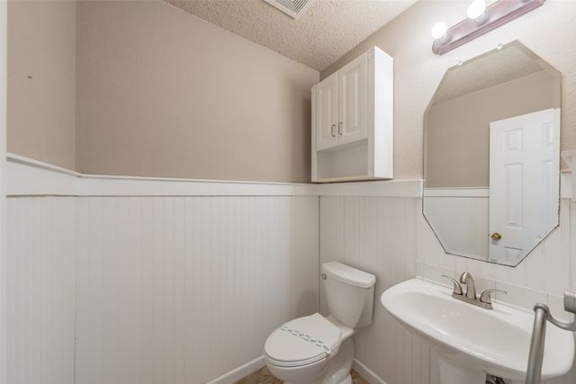1036 Triple Crown Drive, Fort Worth, TX 76179