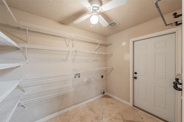 1036 Triple Crown Drive, Fort Worth, TX 76179