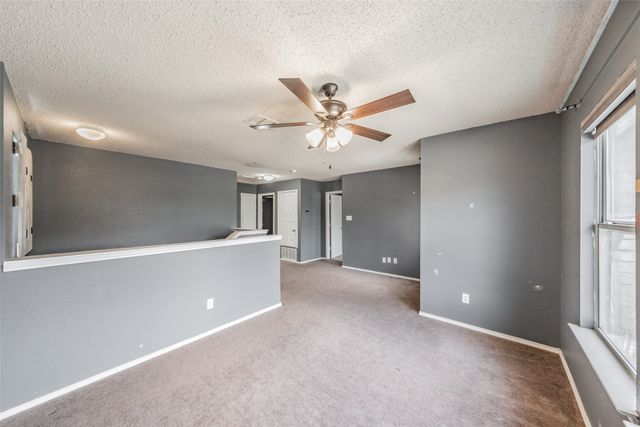 1036 Triple Crown Drive, Fort Worth, TX 76179