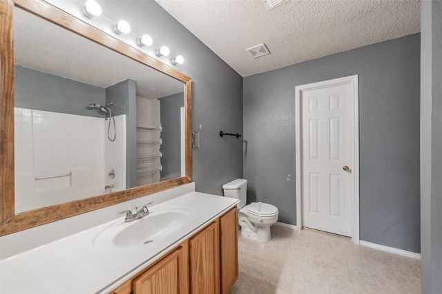 1036 Triple Crown Drive, Fort Worth, TX 76179