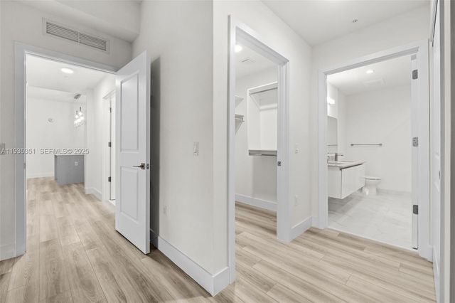 101 Diplomat Pkwy 1406, Hallandale Beach, FL 33009