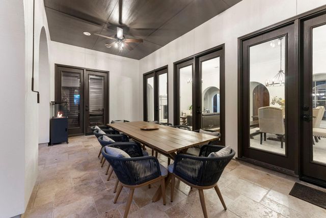 38 N Player Manor Circle, The Woodlands, TX 77382