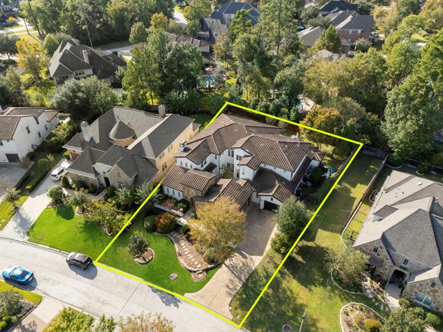 38 N Player Manor Circle, The Woodlands, TX 77382