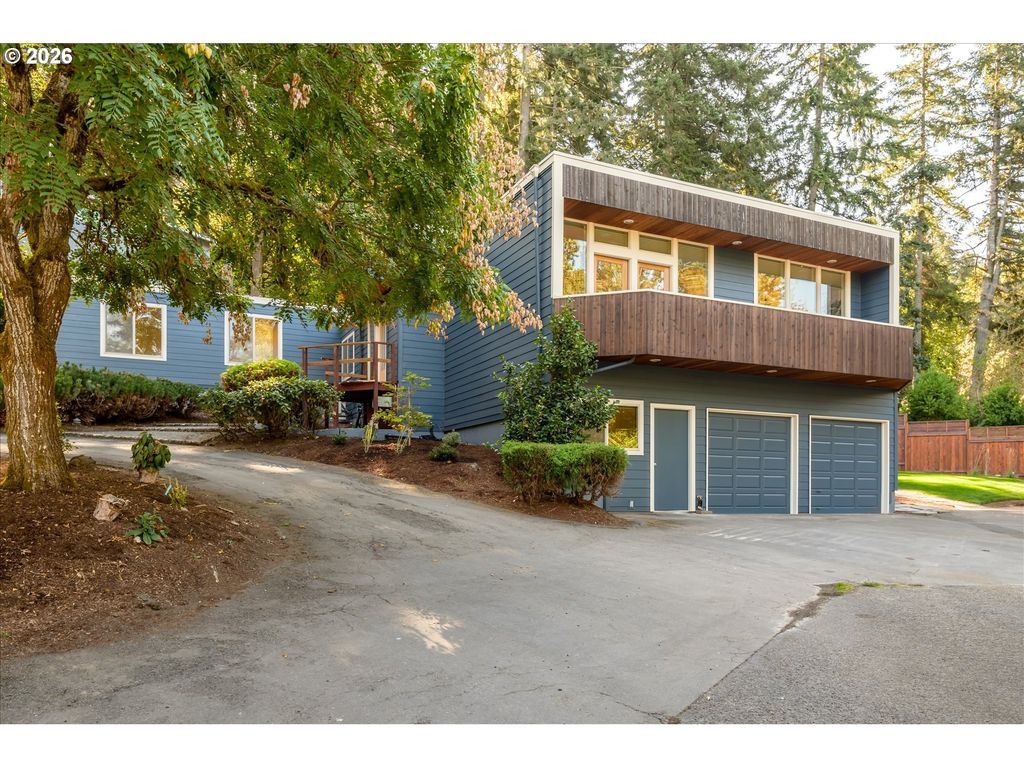 1980 KIMBERLY Dr, Eugene, OR 97405