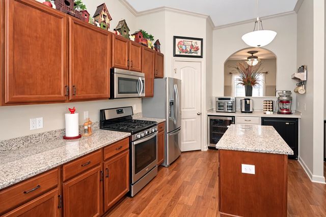 332 Moulton Dr., Longs, SC 29568
