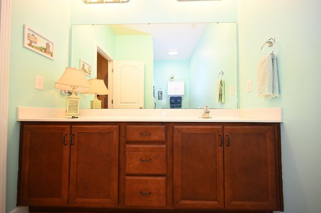 332 Moulton Dr., Longs, SC 29568