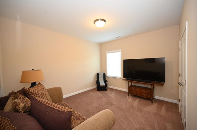332 Moulton Dr., Longs, SC 29568