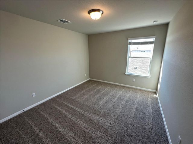 110 Oakdale Meadows LN, Hutto, TX 78634