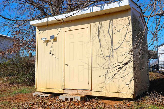 595 Owens Drive, Spartanburg, SC 29303