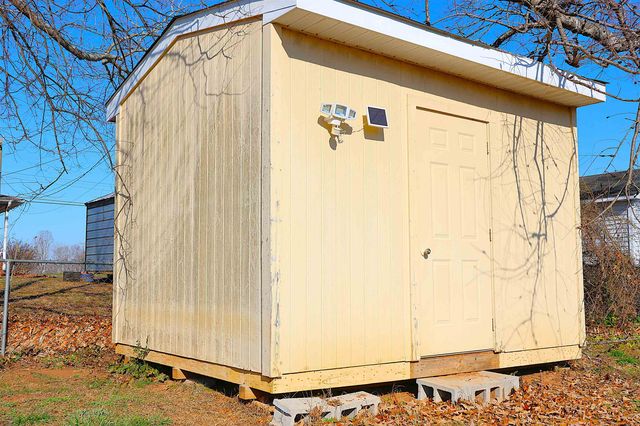 595 Owens Drive, Spartanburg, SC 29303