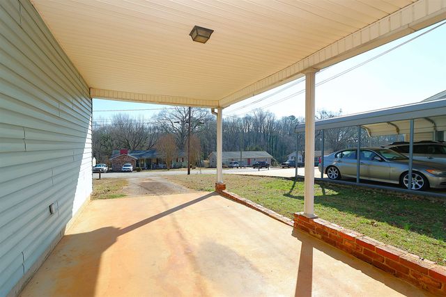 595 Owens Drive, Spartanburg, SC 29303