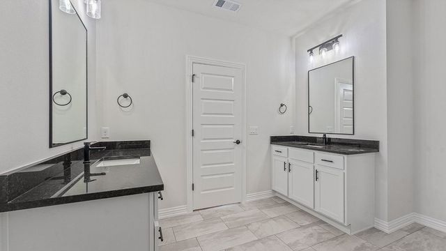 109 N Panther, Farmington, AR 72730