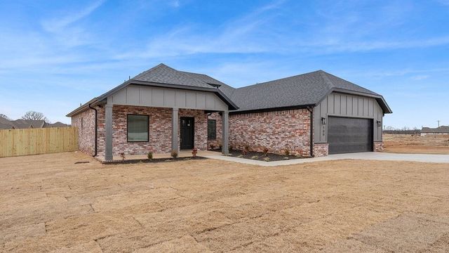 109 N Panther, Farmington, AR 72730