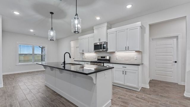 109 N Panther, Farmington, AR 72730