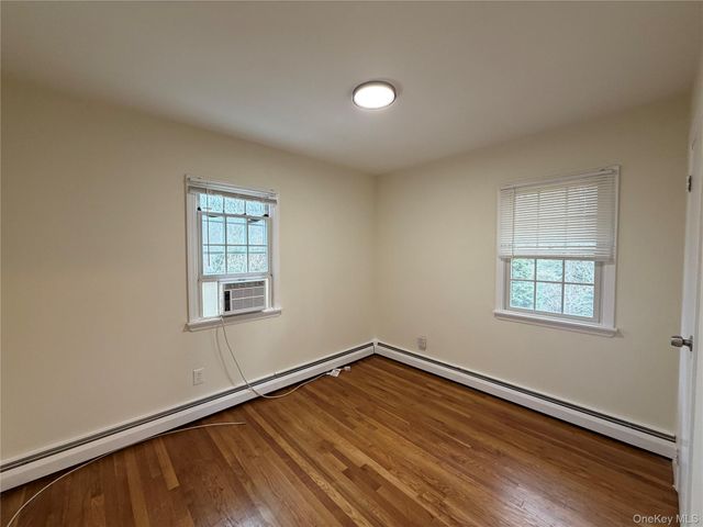 23 Jerome Road, Syosset, NY 11791