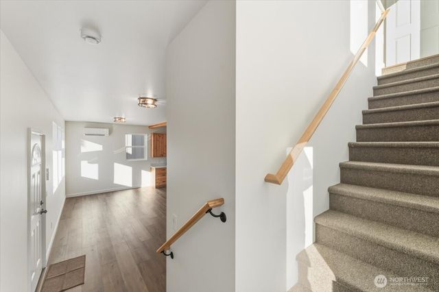 407 E Okanogan Avenue, Chelan, WA 98816