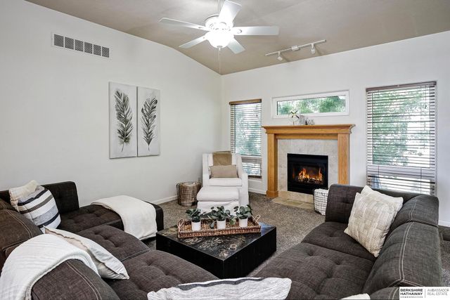 4276 N 176th Avenue, Omaha, NE 68116