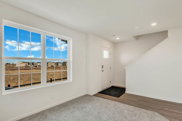 2666 Arrowhead Drive, Pingree Grove, IL 60140