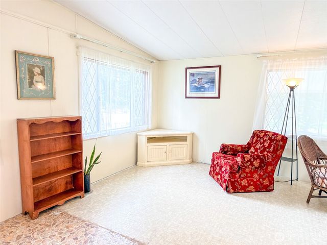 331 7th Avenue, Port Hadlock, WA 98339