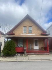 827 Morton St, New Castle, PA 16101