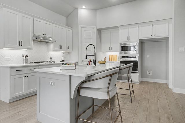 1101 Claiborne Drive, Aubrey, TX 76227