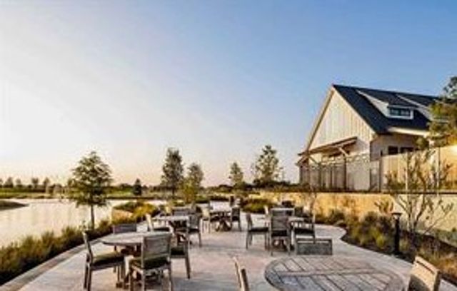 1101 Claiborne Drive, Aubrey, TX 76227