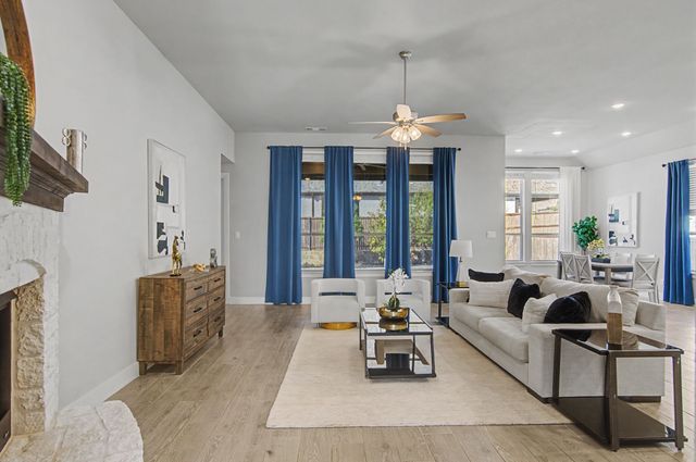 1101 Claiborne Drive, Aubrey, TX 76227